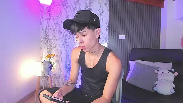 Jake beach  online show from January 2026 01:53:02 AM