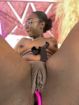 ZahhyGrey online show from March 2026 02:04:02 AM