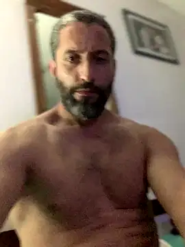 Calientesensible online show from December 2025 06:49:02 AM