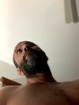 Calientesensible online show from March 2026 04:09:01 AM