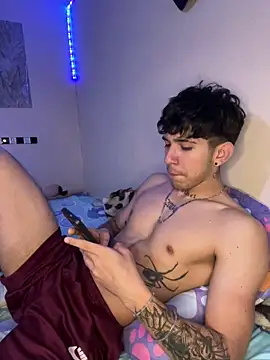 wil hot online show from December 2025 03:47:01 PM