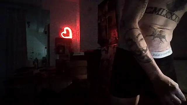 Snapshot of Mcpipington_Fun chatting on December 2025 09:15:01 PM Mcpipington Fun online show from December 2025 09:15:01 PM