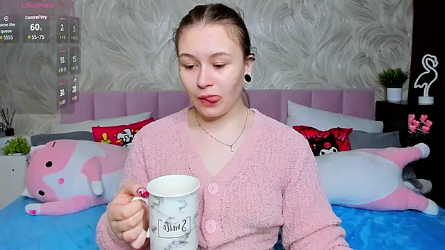 MilanaXHoney online show from January 2026 12:58:01 AM