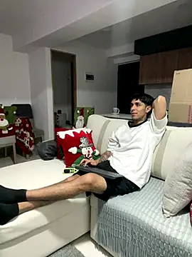 Snapshot of liorvante chatting on December 2025 01:50:02 AM liorvante online show from December 2025 01:50:02 AM