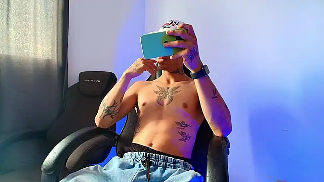 Snapshot of liorvante chatting on January 2026 09:24:01 PM liorvante online show from January 2026 09:24:01 PM