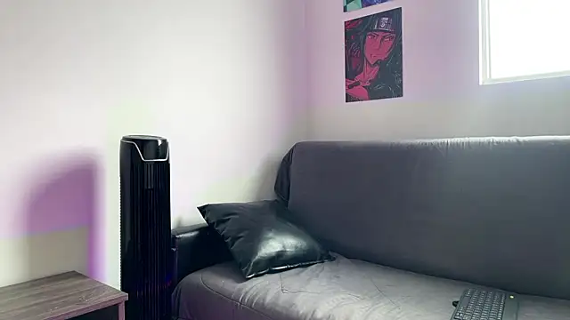 Snapshot of liorvante chatting on February 2026 02:02:01 PM liorvante online show from February 2026 02:02:01 PM