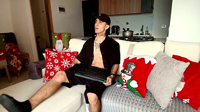 Snapshot of liorvante chatting on December 2025 03:49:02 PM liorvante online show from December 2025 03:49:02 PM