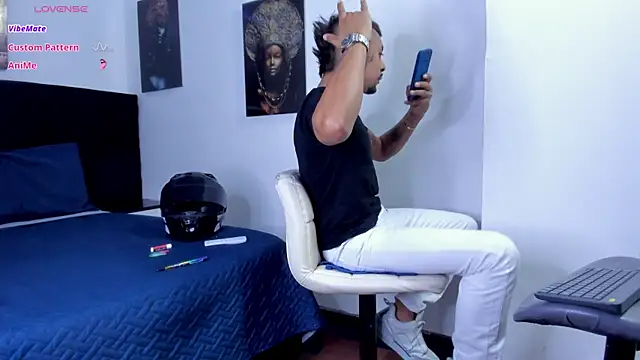 BASTIAN NICOLAS  online show from December 2025 08:30:02 PM