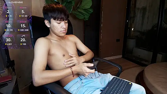 Snapshot of isaac_grimm chatting on March 2026 07:48:02 AM isaac grimm online show from March 2026 07:48:02 AM