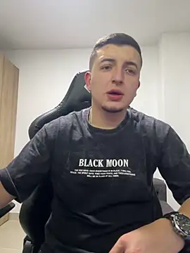 Liam jones10 online show from December 2025 05:13:01 AM