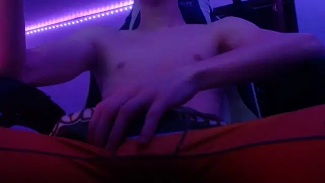 ilovefeet27 online show from December 2025 04:47:01 AM