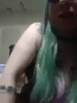 spunfoxxx online show from March 2026 06:04:02 PM