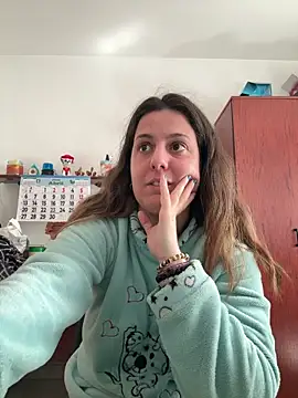 Sareyxon online show from April 2026 12:34:01 PM