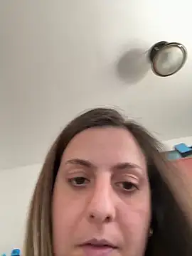 Sareyxon online show from April 2026 01:45:02 PM