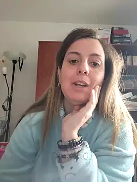 Snapshot of Sareyxon chatting on November 2025 11:44:02 AM Sareyxon online show from November 2025 11:44:02 AM