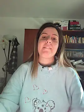 Snapshot of Sareyxon chatting on December 2025 08:37:02 AM Sareyxon online show from December 2025 08:37:02 AM