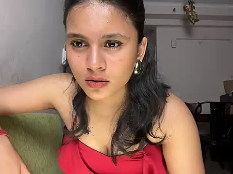 Piyyuu online show from May 2026 06:46:01 PM