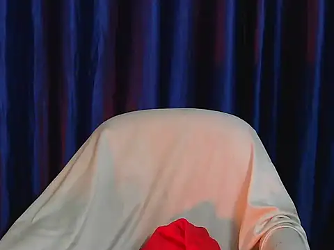 Piyyuu online show from February 2026 07:03:02 PM