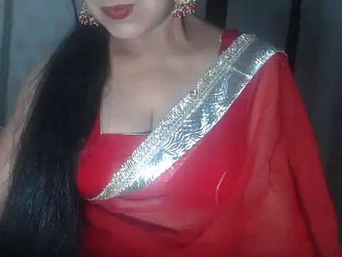 Hotronita123 online show from May 2026 05:29:02 PM