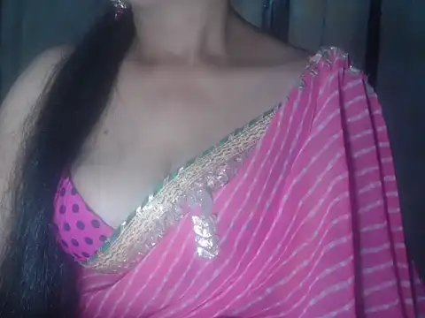 Hotronita123 online show from February 2026 05:15:01 AM