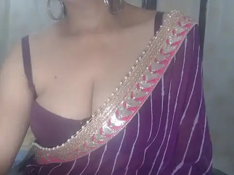 Hotronita123 online show from March 2026 05:24:01 AM