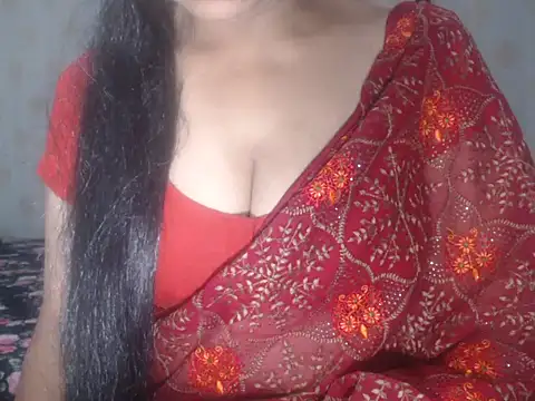 Hotronita123 online show from December 2025 05:15:02 PM