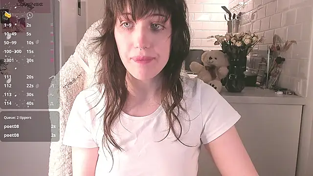 MePretty online show from December 2024 11:53:02 PM