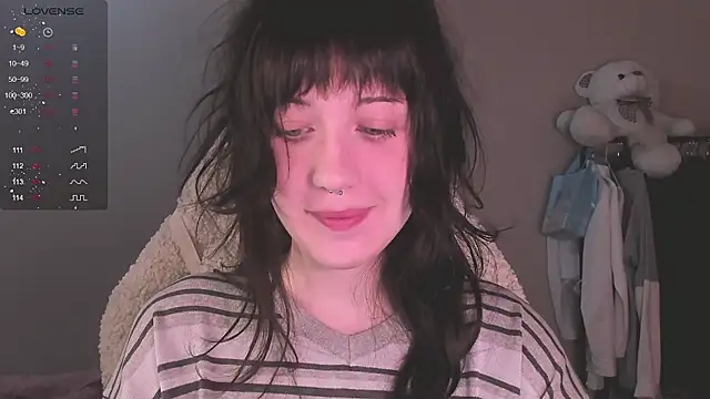 MePretty online show from October 2025 05:23:02 PM