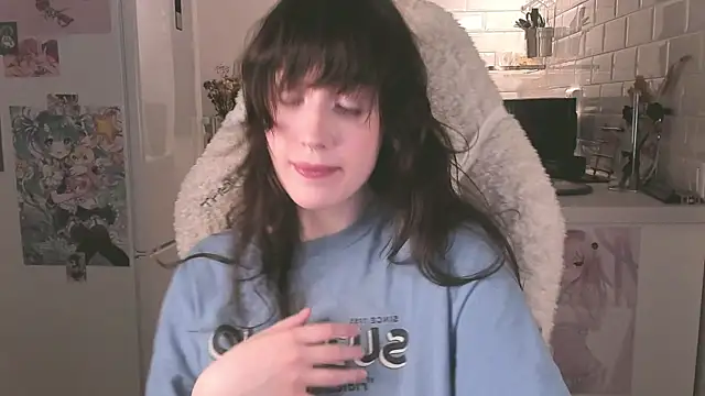 MePretty online show from December 2024 09:29:02 PM