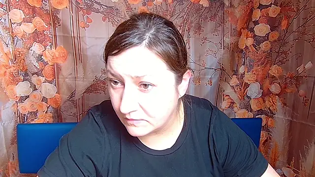 NadinForest online show from December 2025 12:28:02 PM