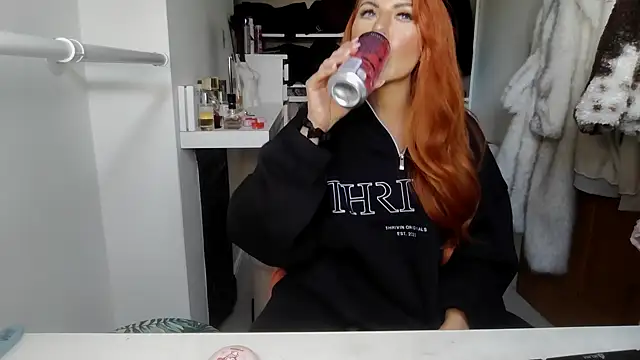 Emberreignedit online show from February 2026 03:32:02 PM