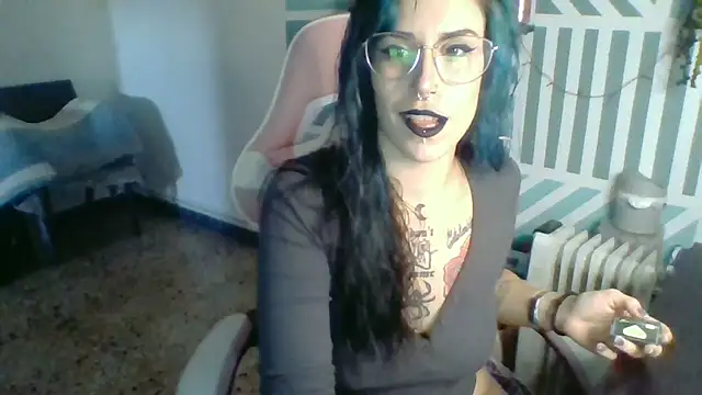 blackrose1997 online show from December 2025 02:26:02 PM