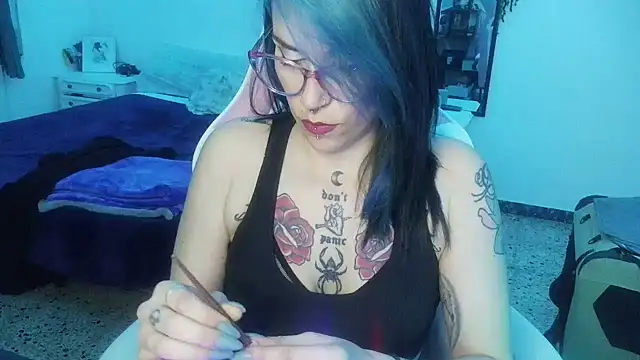 blackrose1997 online show from April 2026 02:20:01 PM