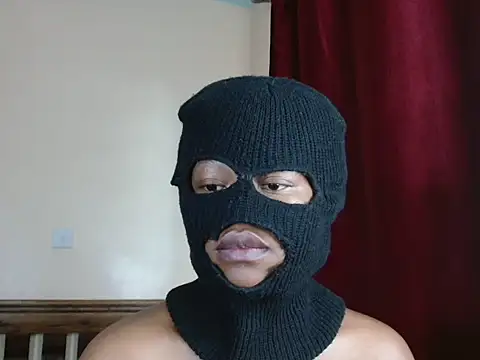 Snapshot of Naughtyfreak__ chatting on November 2025 02:17:02 PM Naughtyfreak online show from November 2025 02:17:02 PM