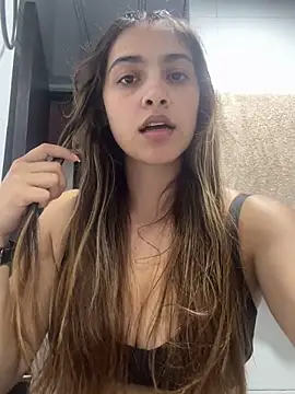 Julieta-8 online show from May 2026 01:02:02 AM
