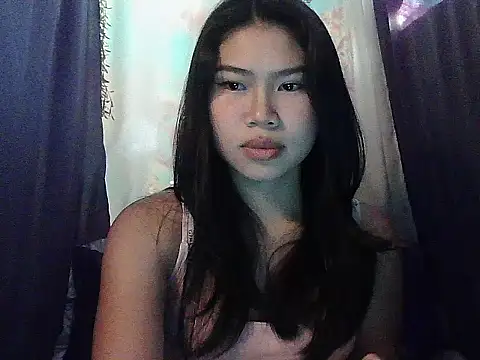 Allysonxx05 online show from February 2026 11:39:01 PM