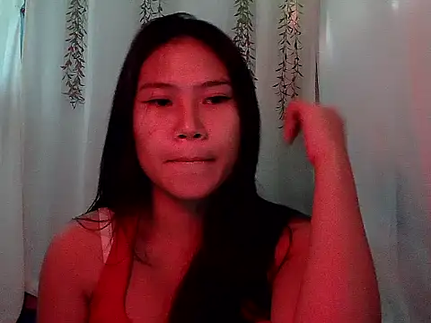 Snapshot of Allysonxx05 chatting on December 2025 03:10:02 AM Allysonxx05 online show from December 2025 03:10:02 AM