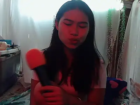 Snapshot of Allysonxx05 chatting on December 2025 03:40:02 AM Allysonxx05 online show from December 2025 03:40:02 AM