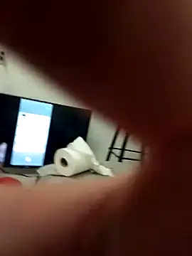 Snapshot of Cuchurus1216 chatting on March 2026 03:30:02 PM Cuchurus1216 online show from March 2026 03:30:02 PM