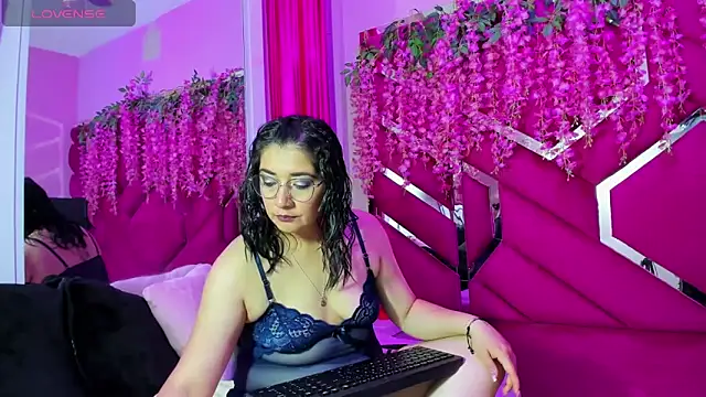 Alexa Sanz online show from March 2026 08:09:01 PM