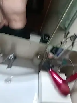 Snapshot of DanWolverin chatting on January 2026 01:47:02 PM DanWolverin online show from January 2026 01:47:02 PM