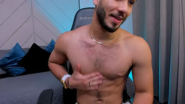 Franco banderas online show from January 2026 07:28:02 PM