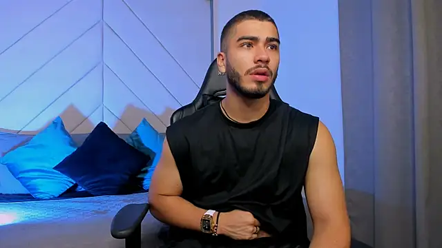 Franco banderas online show from January 2026 03:49:02 PM