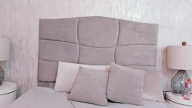 Naomii BDSM online show from January 2026 07:51:02 PM