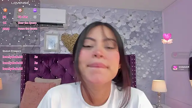 Snapshot of babywildlola chatting on December 2025 03:55:01 AM babywildlola online show from December 2025 03:55:01 AM