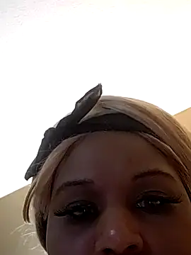 KittyFuego69 online show from April 2026 07:01:01 AM