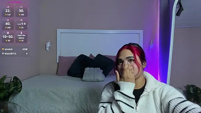 Mylarossi online show from December 2025 03:59:02 PM