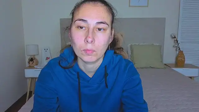 Olivia milf  online show from November 2025 07:25:02 PM