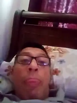 JRAdams23 online show from December 2025 08:37:01 PM