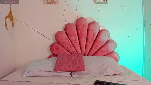 Cherrybombs  online show from February 2026 12:57:01 PM